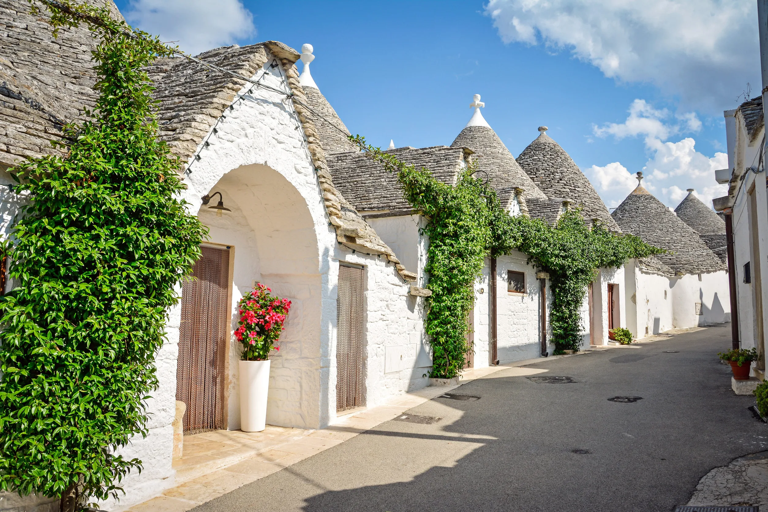 Alberobello 4 nap/3 éjszaka repjeggyel és 3 csillagos szállással 37.906 Ft/fő