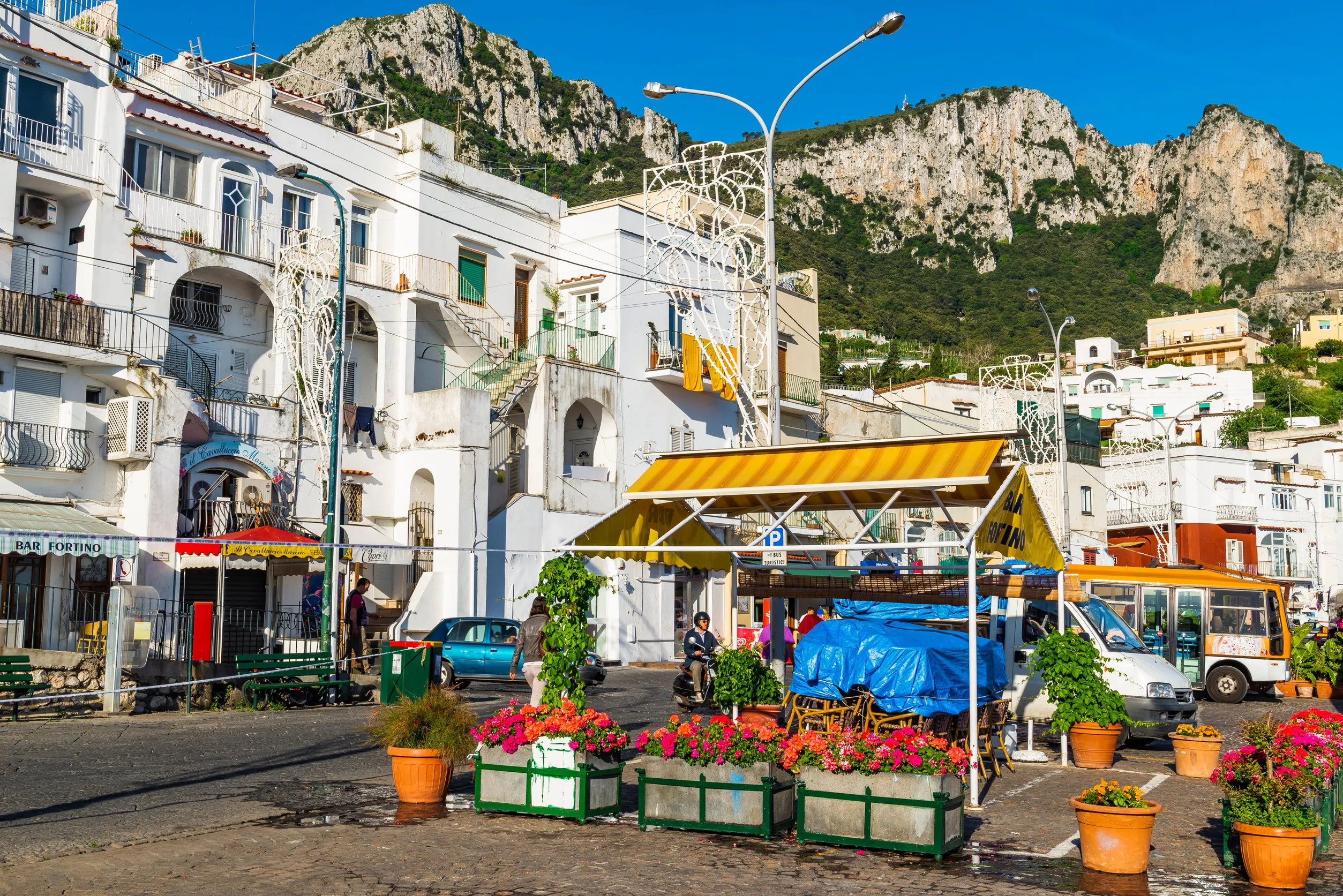 Capri 5 nap/4 éj repülővel+4 csillagos szállással és reggelivel 85.655 Ft/fő