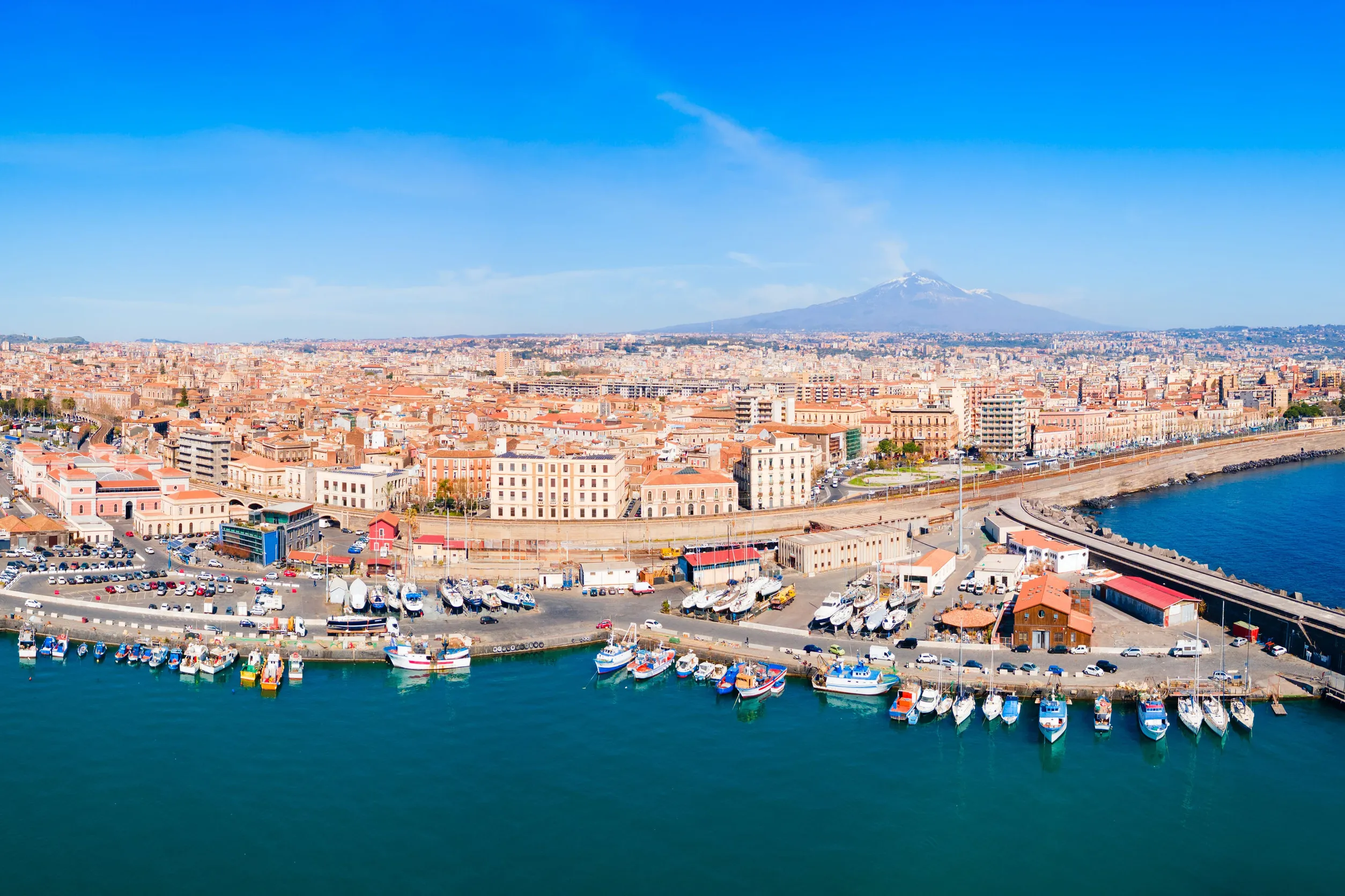 Catania 5 nap/4 éjszaka repjeggyel és szállással 44.715 Ft/fő