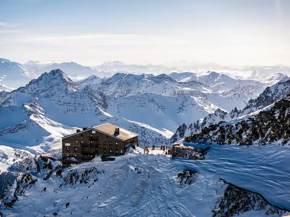 Courmayeur sípálya a Mont Blanc lábánál