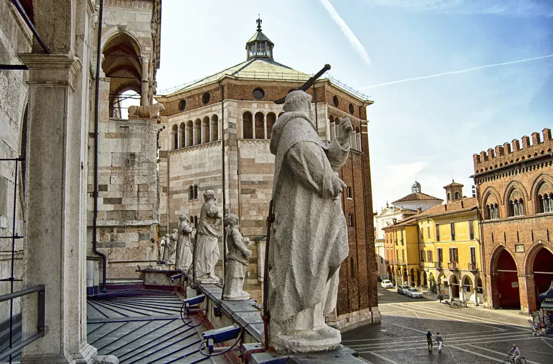 Cremona a zene és a történelem városa