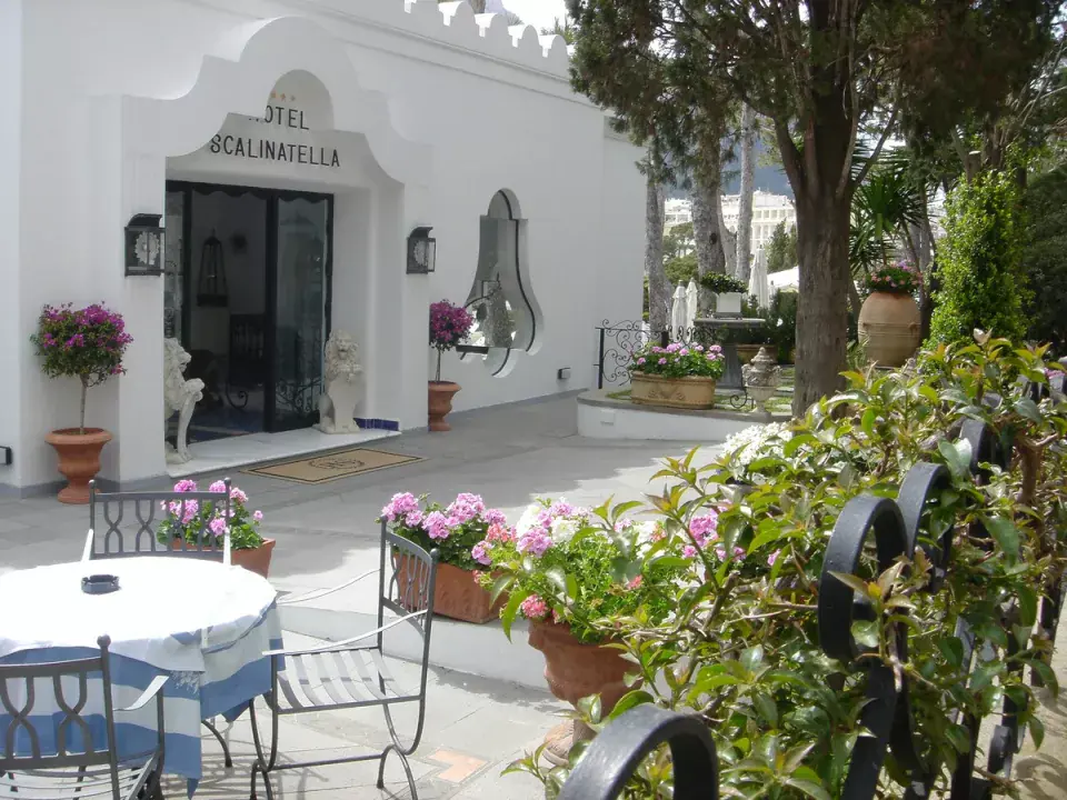 Hogyan juthatunk el a nápolyi repülőtérről Capri szigetére?