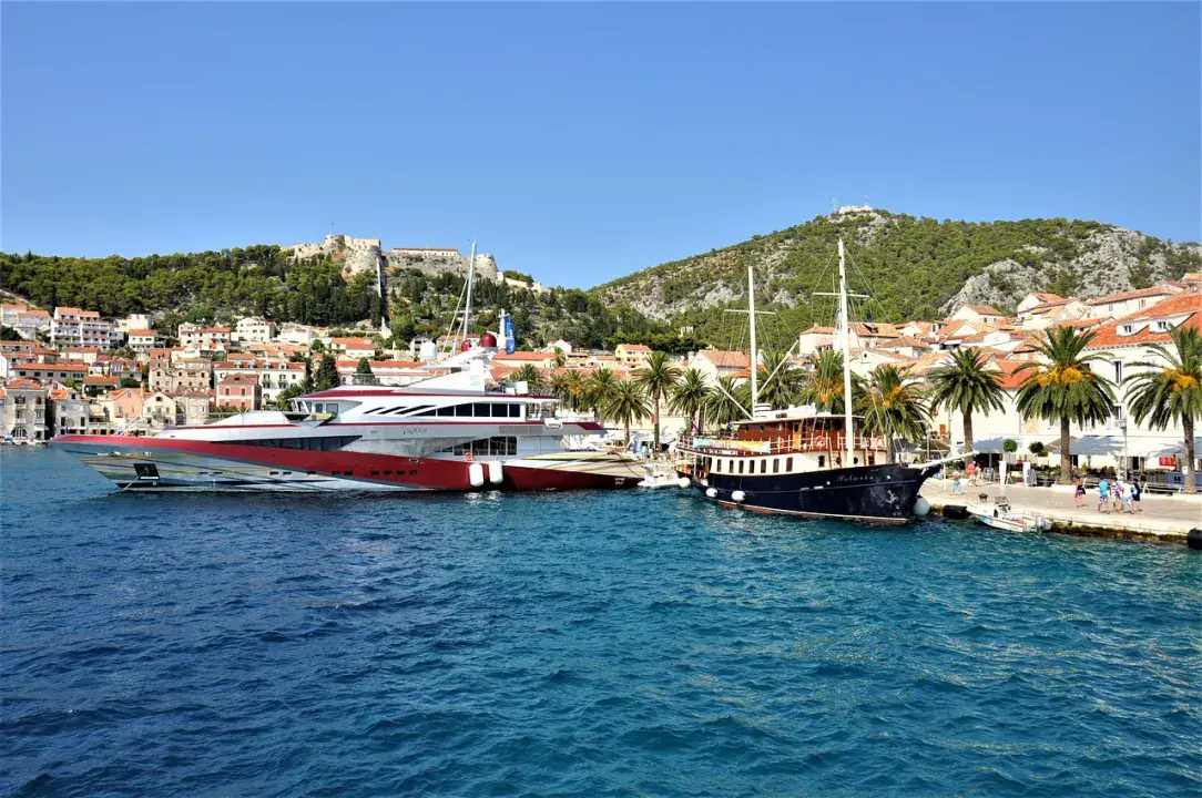 Horvát Riviéra városai - Hvar