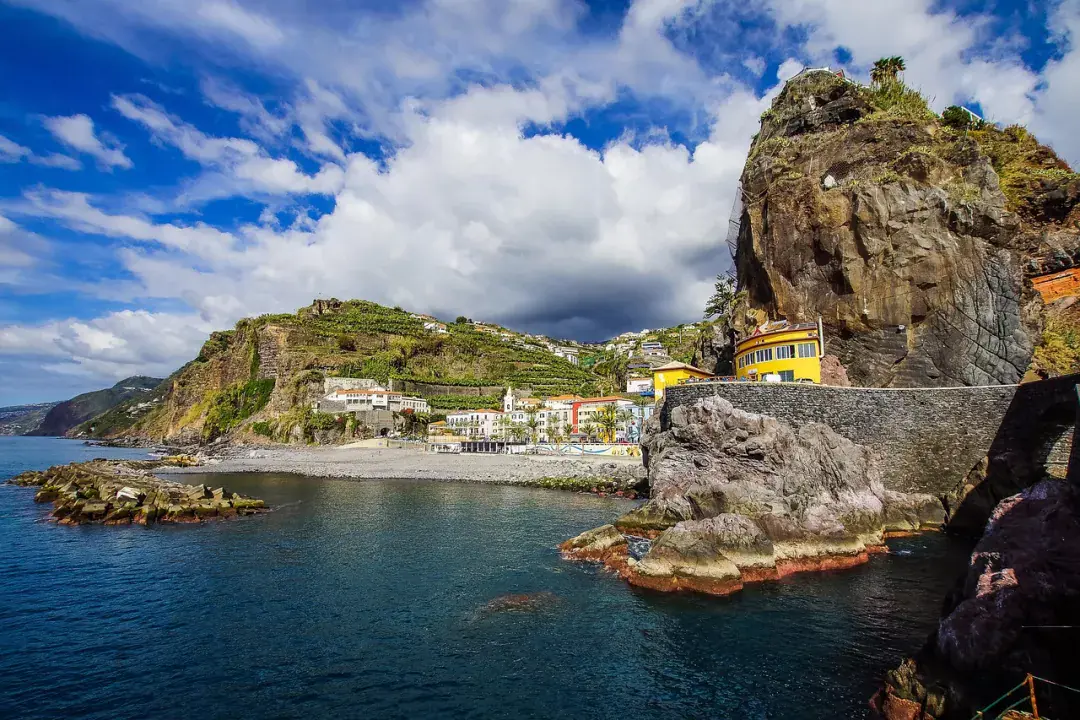 Irány Madeira napfényes települése