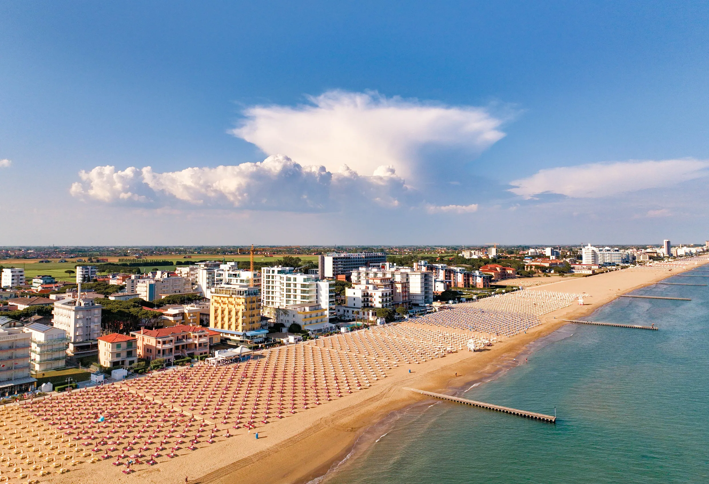 Lido di Jesolo 5 nap/4 éjszaka repjeggyel és 3 csillagos szállással 47.925 Ft/fő
