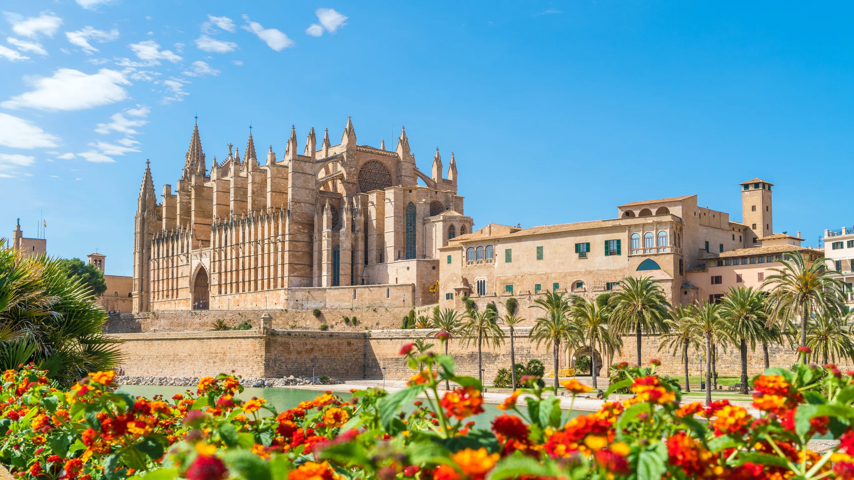 Mallorca 4 nap/3 éjszaka repjeggyel és szállással 45.486 Ft/fő