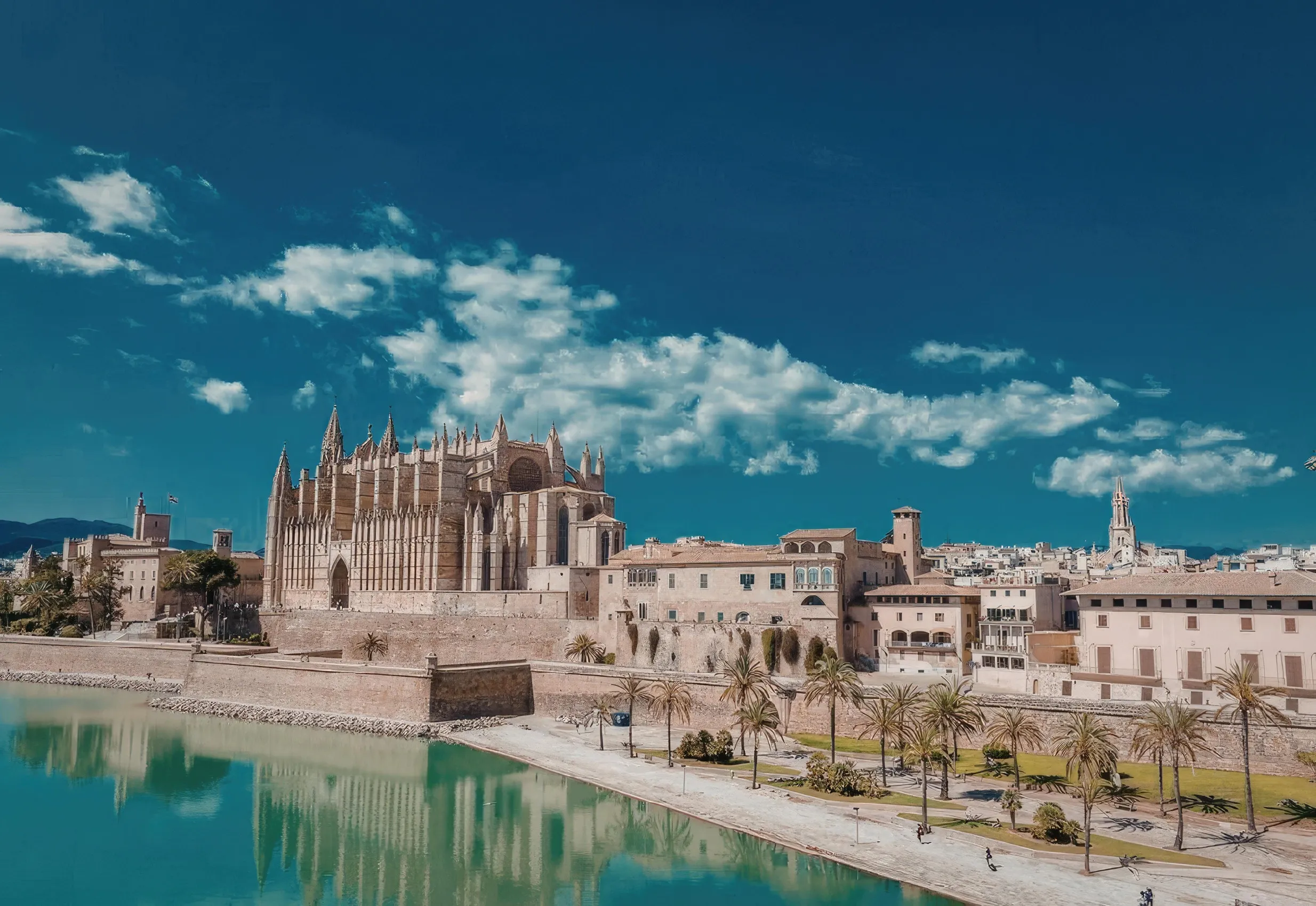 Mallorca 5 nap/4 éjszaka repjeggyel és szállással 49.105 Ft/fő