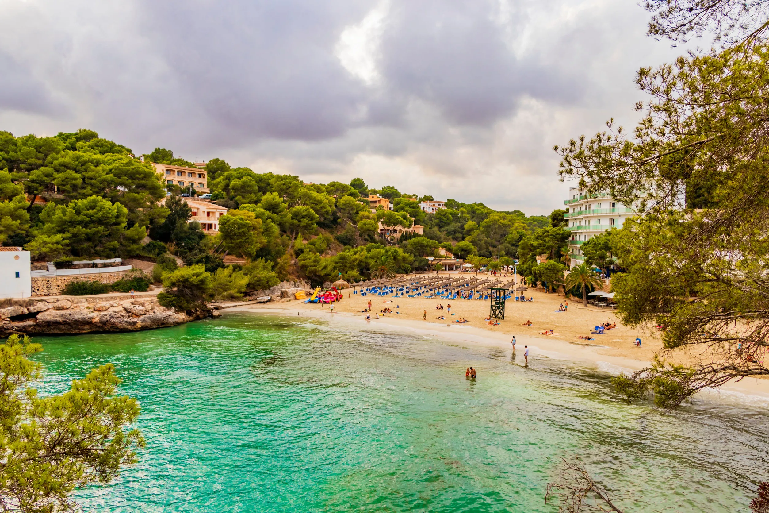 Mallorca 6 nap/5 éj repjeggyel+3 csillagos szállással és all inclusive ellátással 105.660 Ft/fő