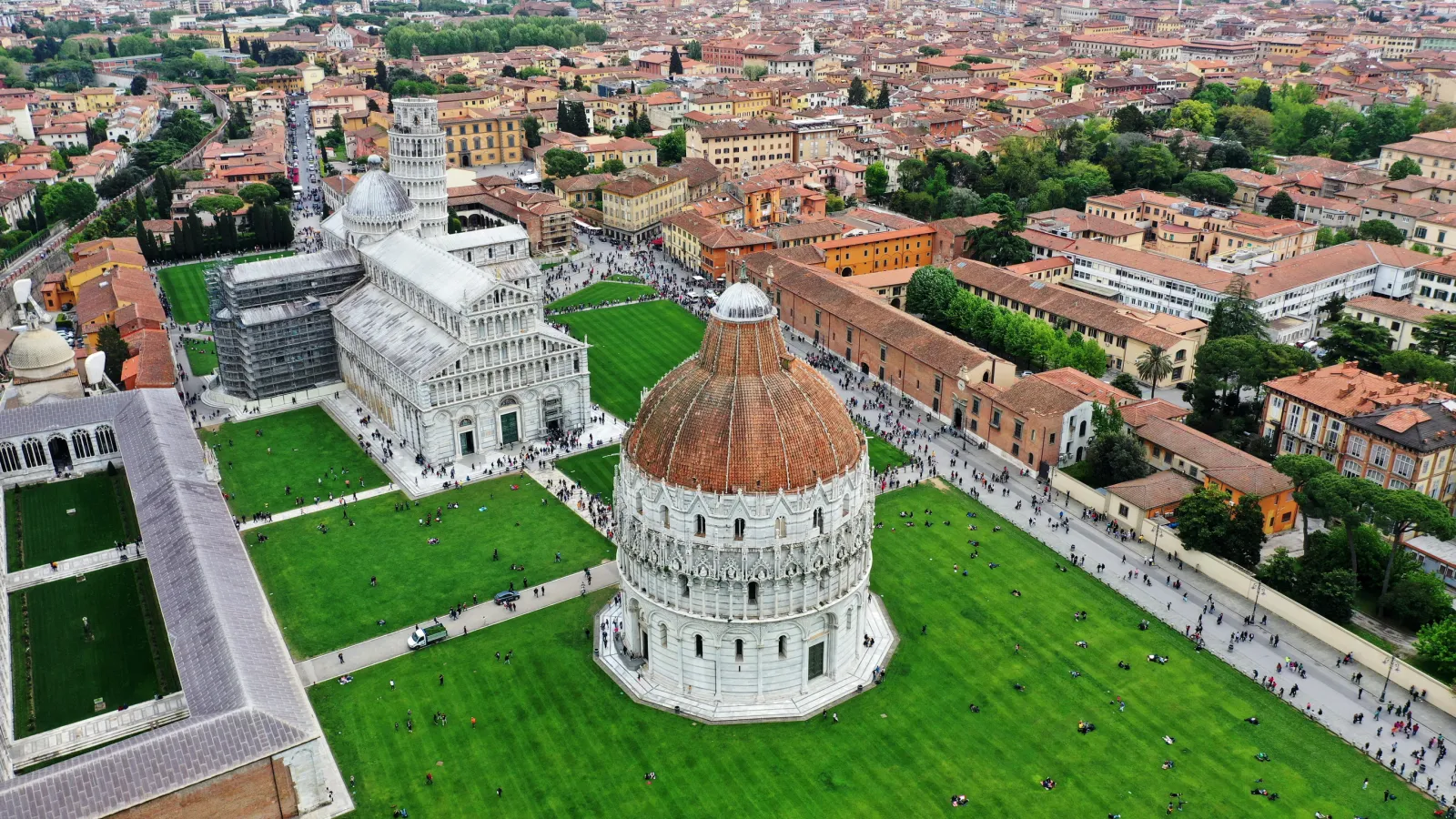 Pisa 3 nap/2 éjszaka repjeggyel és szállással 33.125 Ft/fő