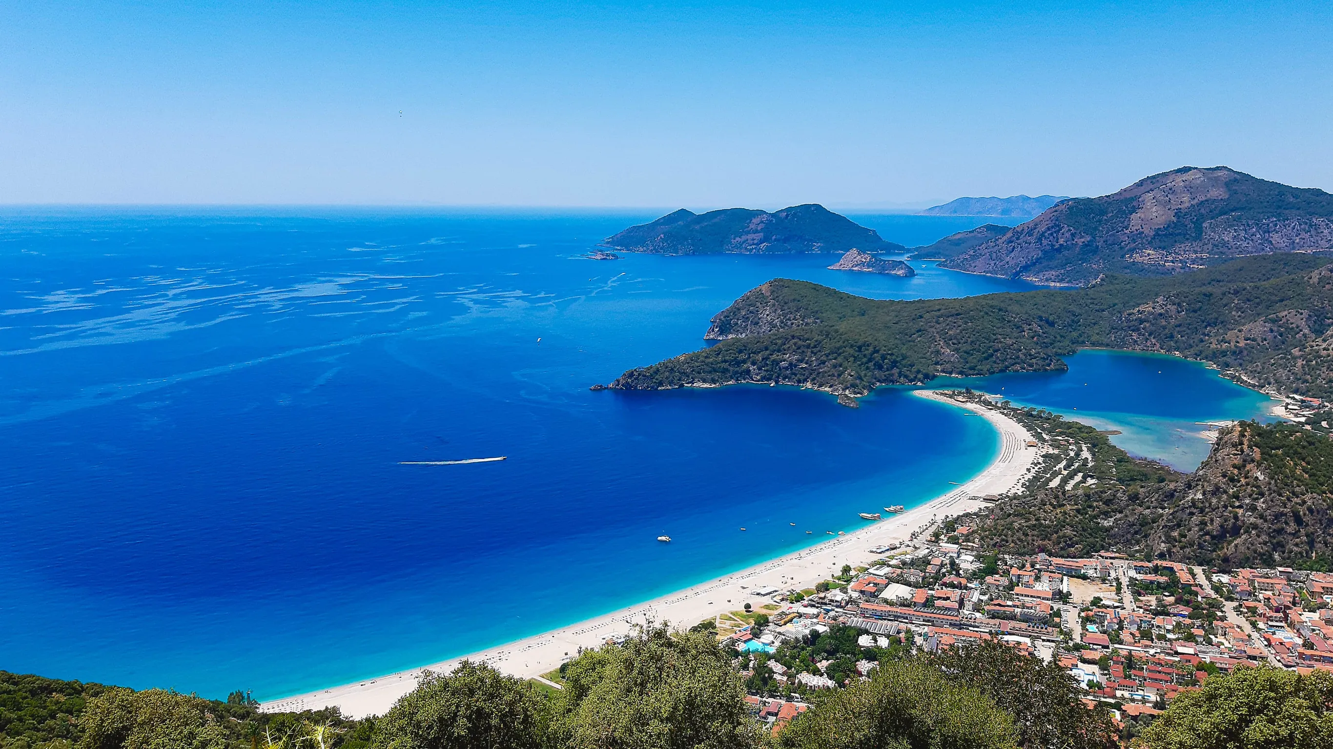 Ölüdeniz 7 nap/6 éj repjeggyel + 4 csillagos szállással és all inclusive ellátással 146.325 Ft/fő