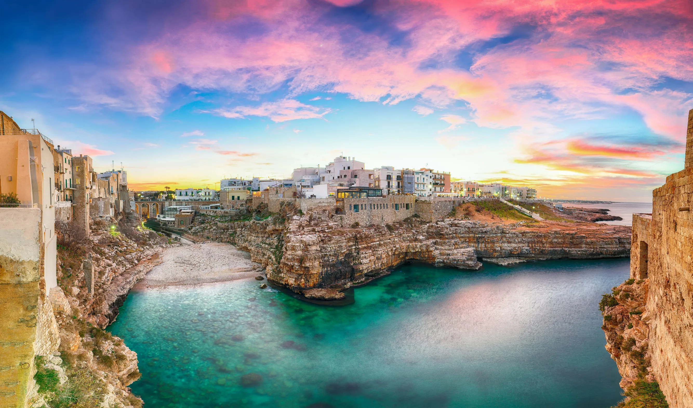 Polignano a Mare 4 nap/3 éjszaka repjeggyel és szállással 53.020 Ft/fő