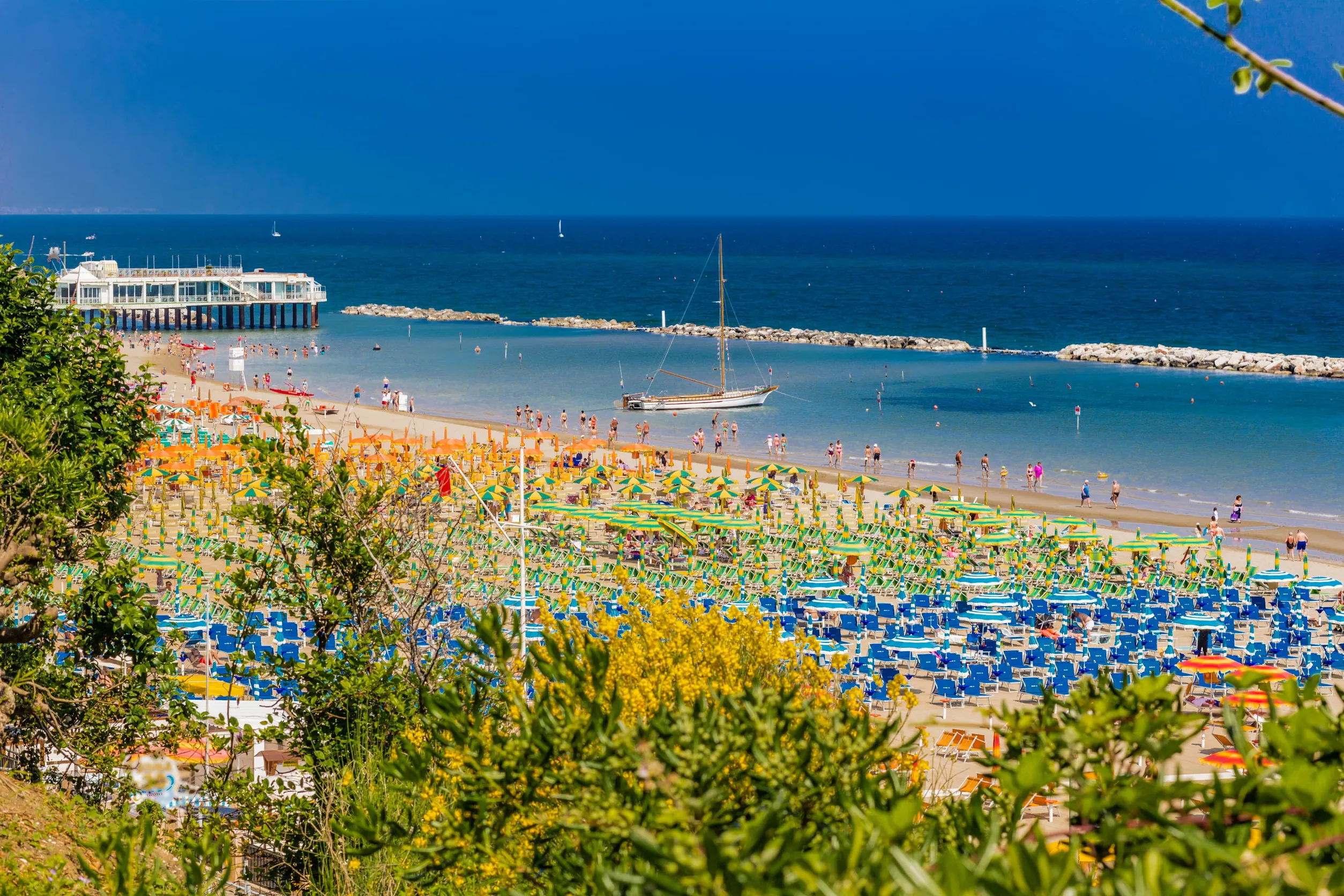 Rimini nyáron 6 nap/5 éjszakára repjeggyel és szállással  66.050 Ft/fő
