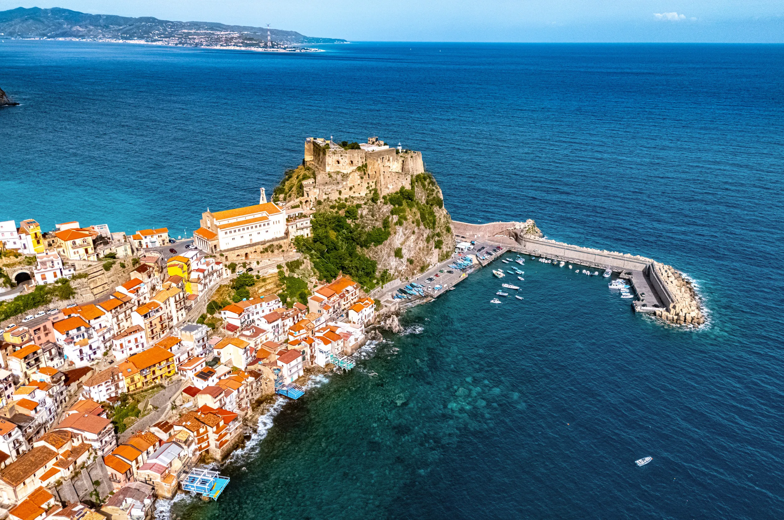 Scilla/Calabria 5 nap/4 éjszaka repjeggyel és szállással 50.795 Ft/fő