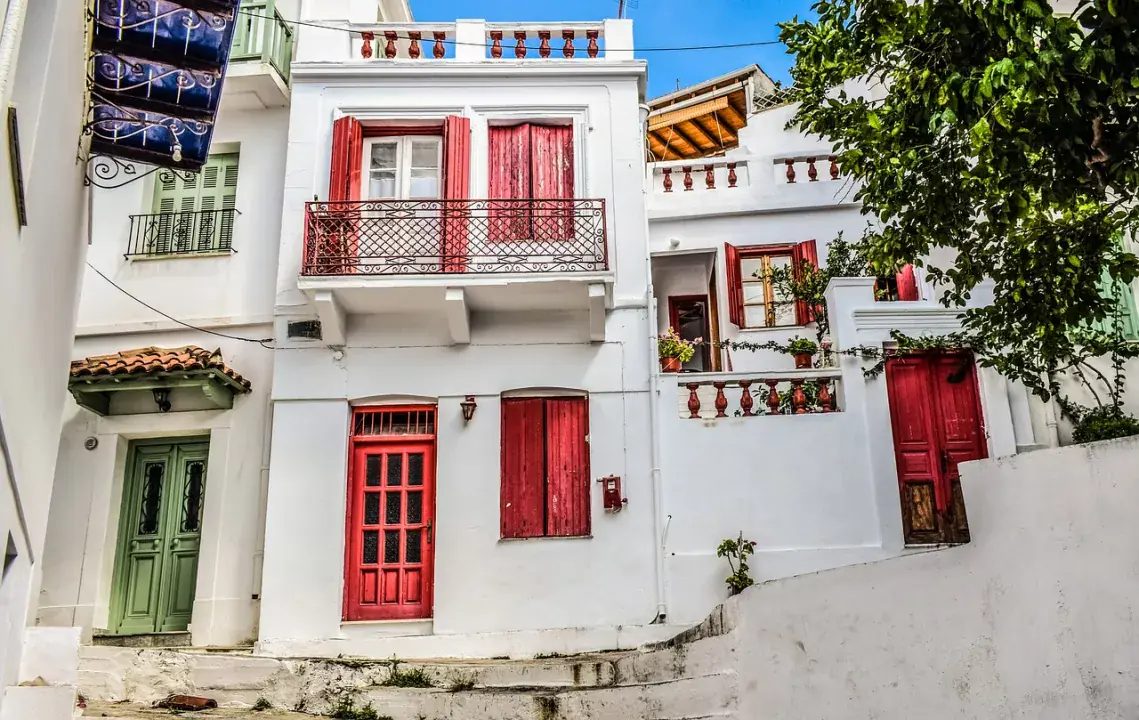 Skopelos felfedezése: A "Mamma Mia!" elbűvölő szigete
