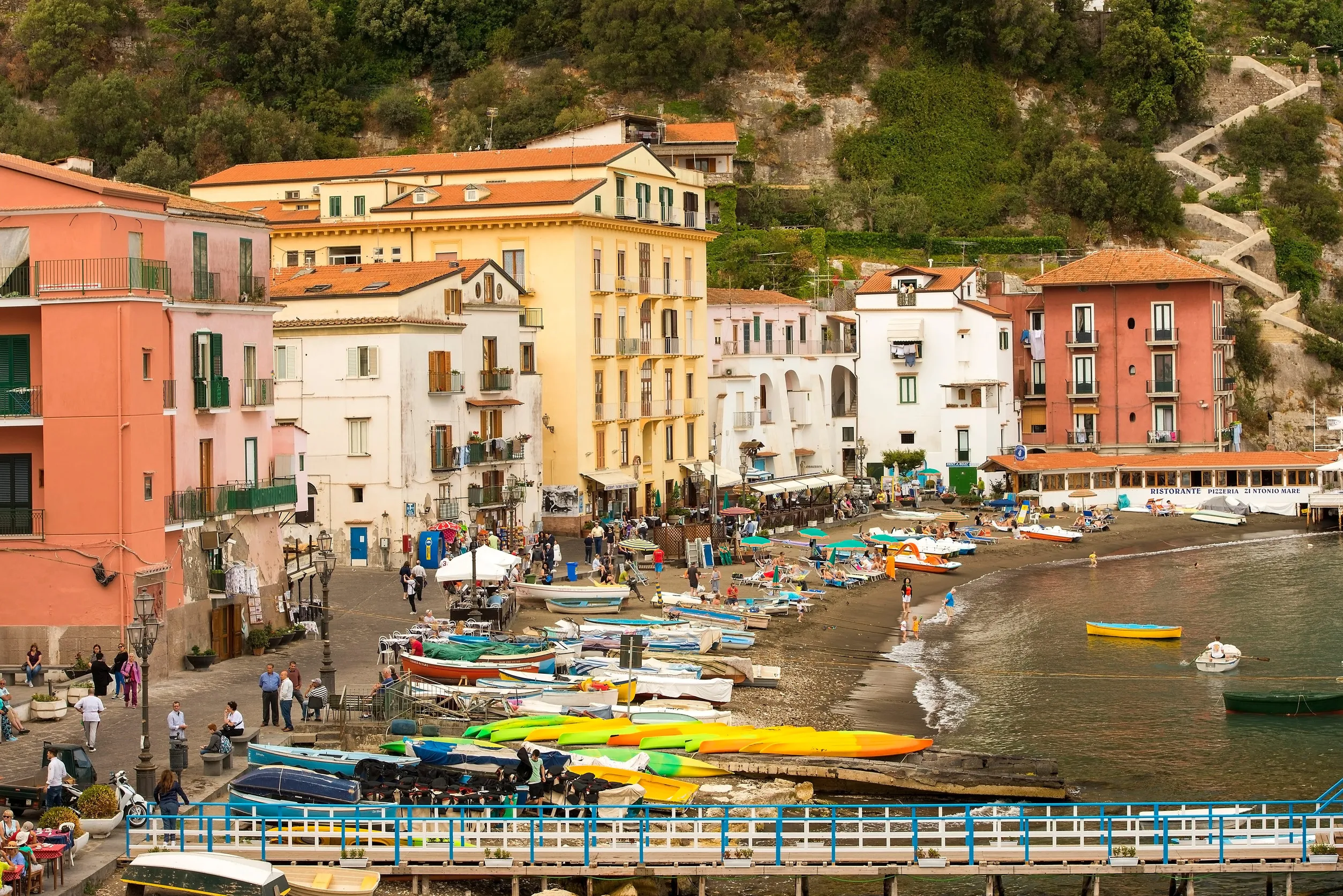 Sorrento 4 nap/3 éjszaka repjeggyel és szállással 55.910 Ft/fő
