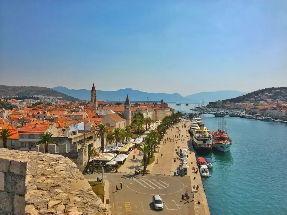 Trogir káprázatos városa Dalmácia gyöngyszeme