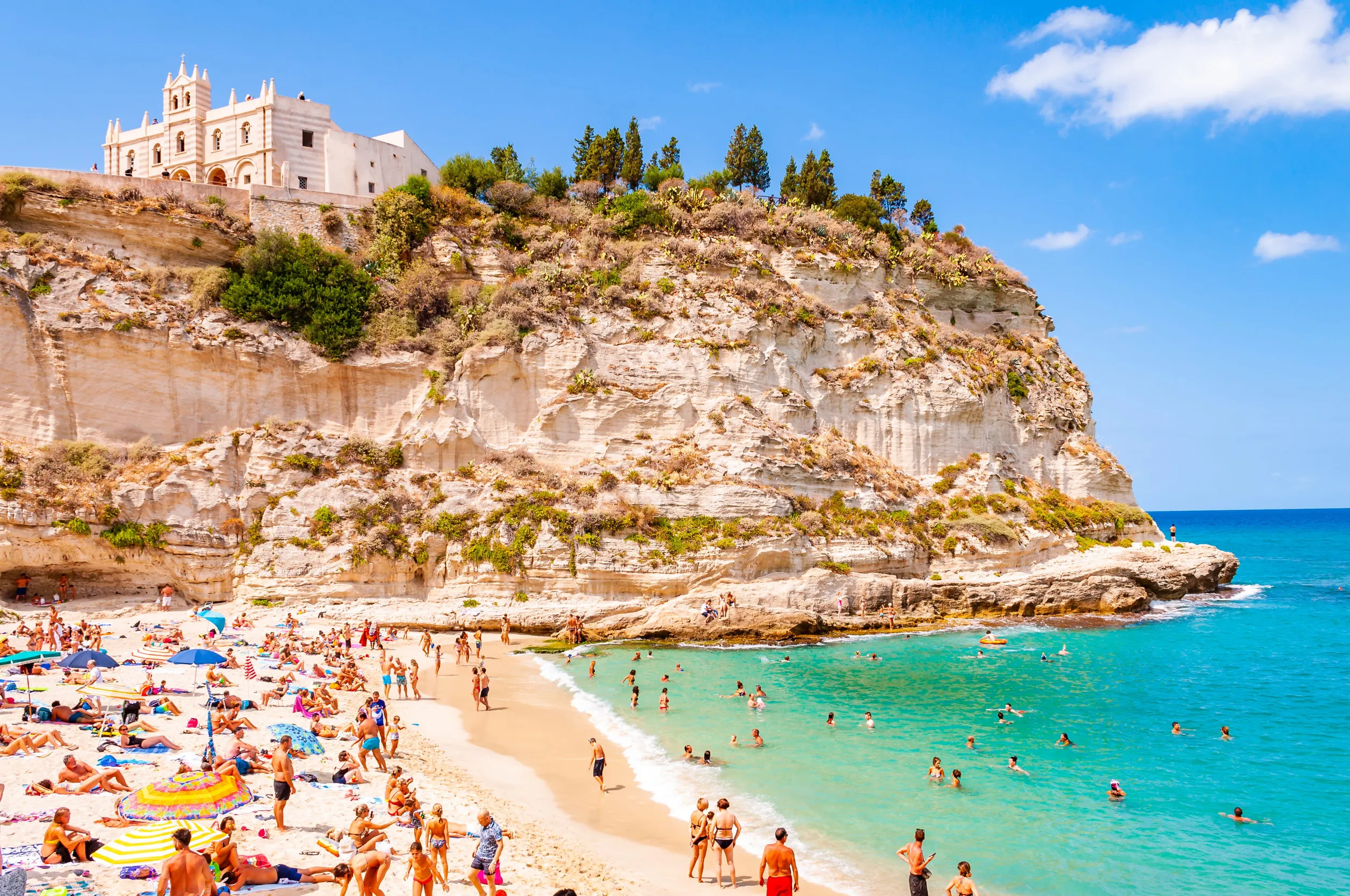 Tropea 6 nap/5 éjszaka repjeggyel és szállással 45.880 Ft/fő